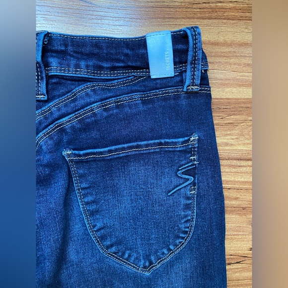 Secrets Women’s High Rise Skinny Jeans size 29 - Picture 9 of 12